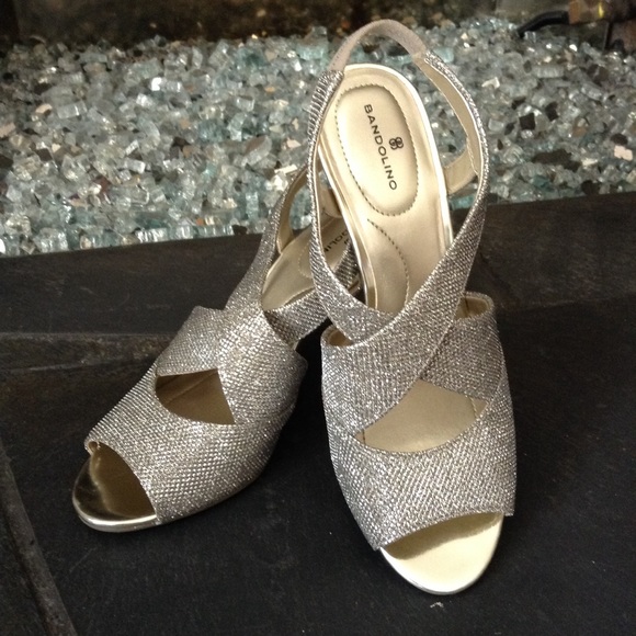 Bandolino Slingback Glitter Pump - Picture 3 of 5